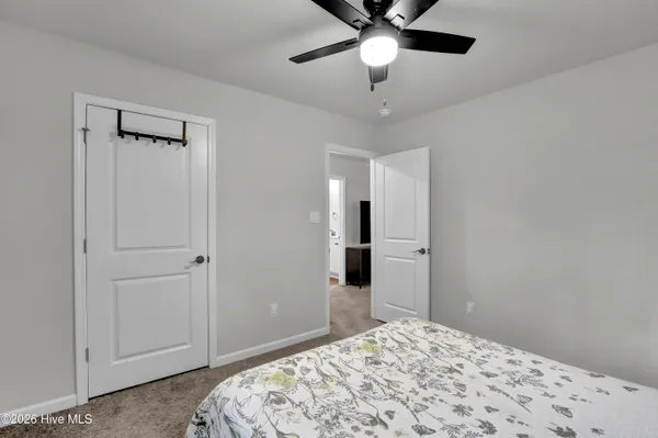 $434,900 | 404 Ibis Court, Sneads Ferry, NC 28460