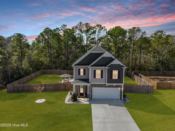 $434,900 | 404 Ibis Court, Sneads Ferry, NC 28460