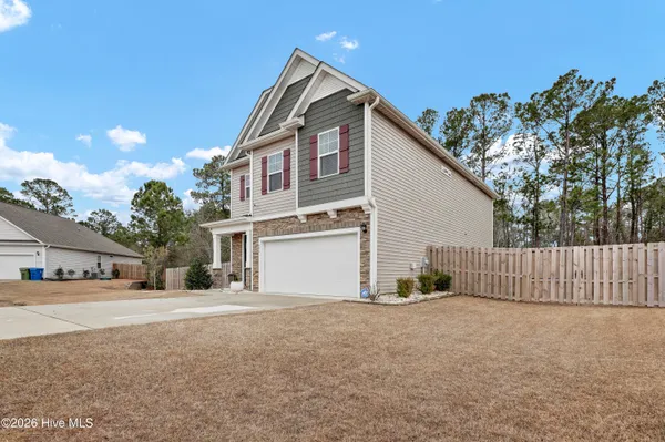 $434,900 | 404 Ibis Court, Sneads Ferry, NC 28460