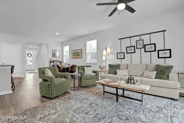 $434,900 | 404 Ibis Court, Sneads Ferry, NC 28460