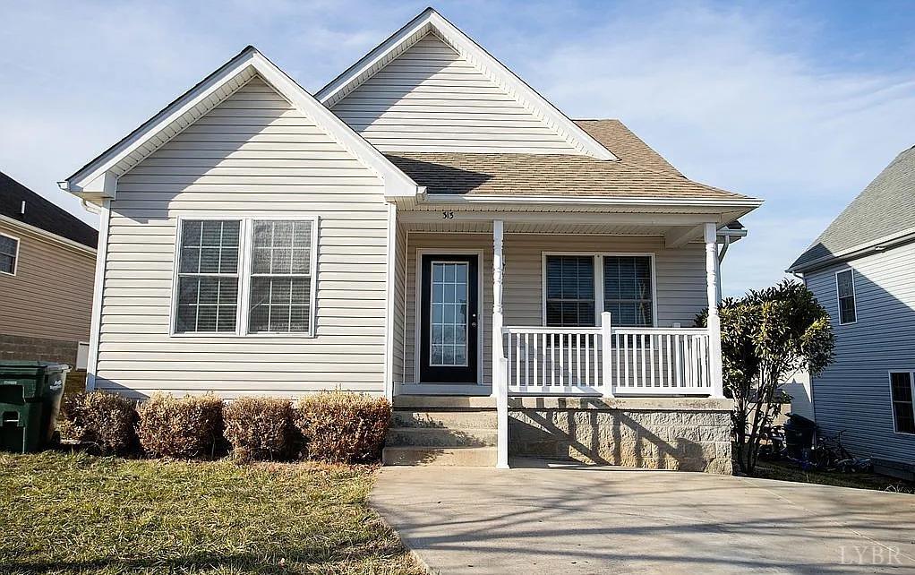 313 Overview Street Waynesboro, VA 22980 - Photo 1 of 17 Gallery Image 1