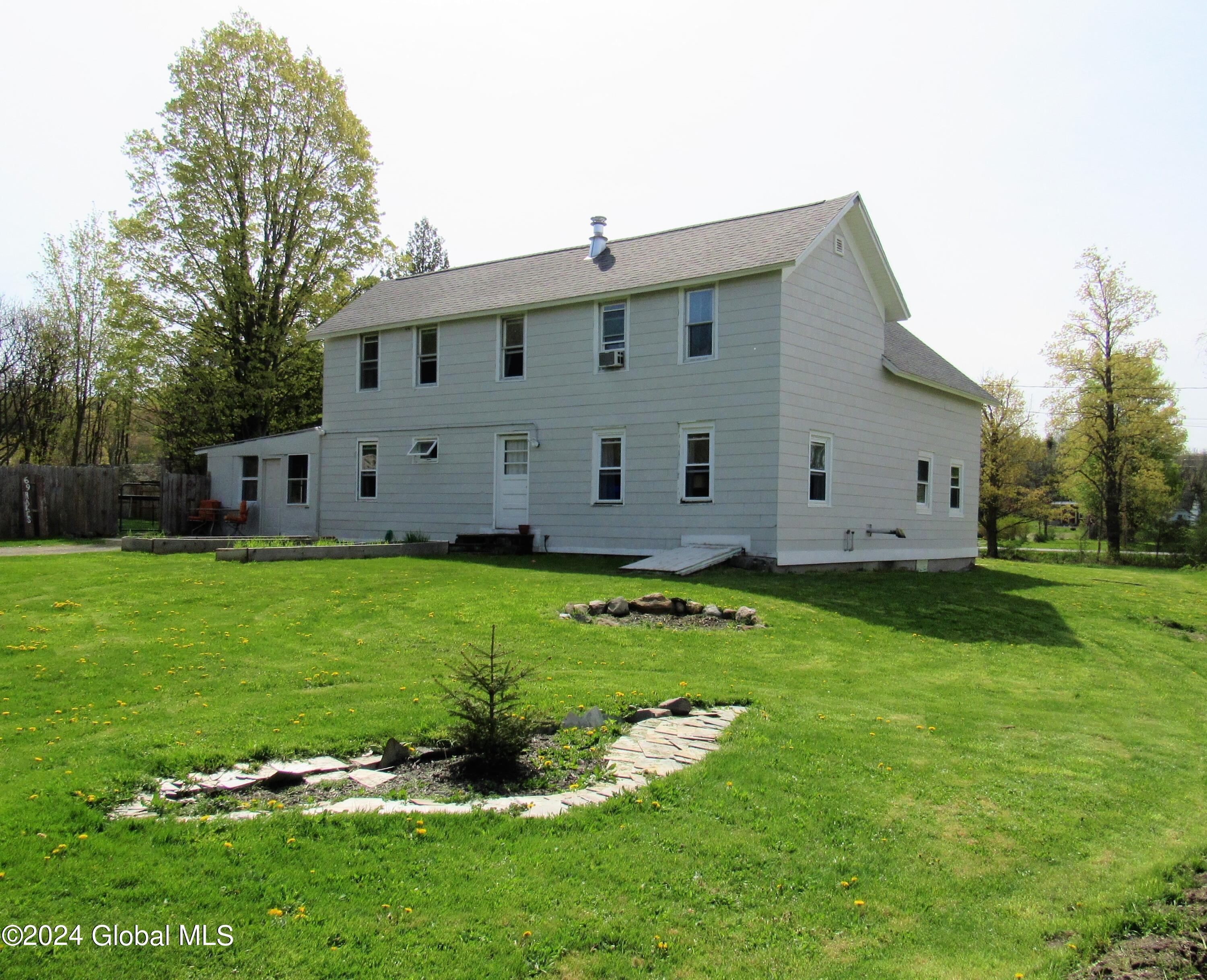 69 Hakes Road Troy, NY 12180 - Photo 1 of 34 Front view of house