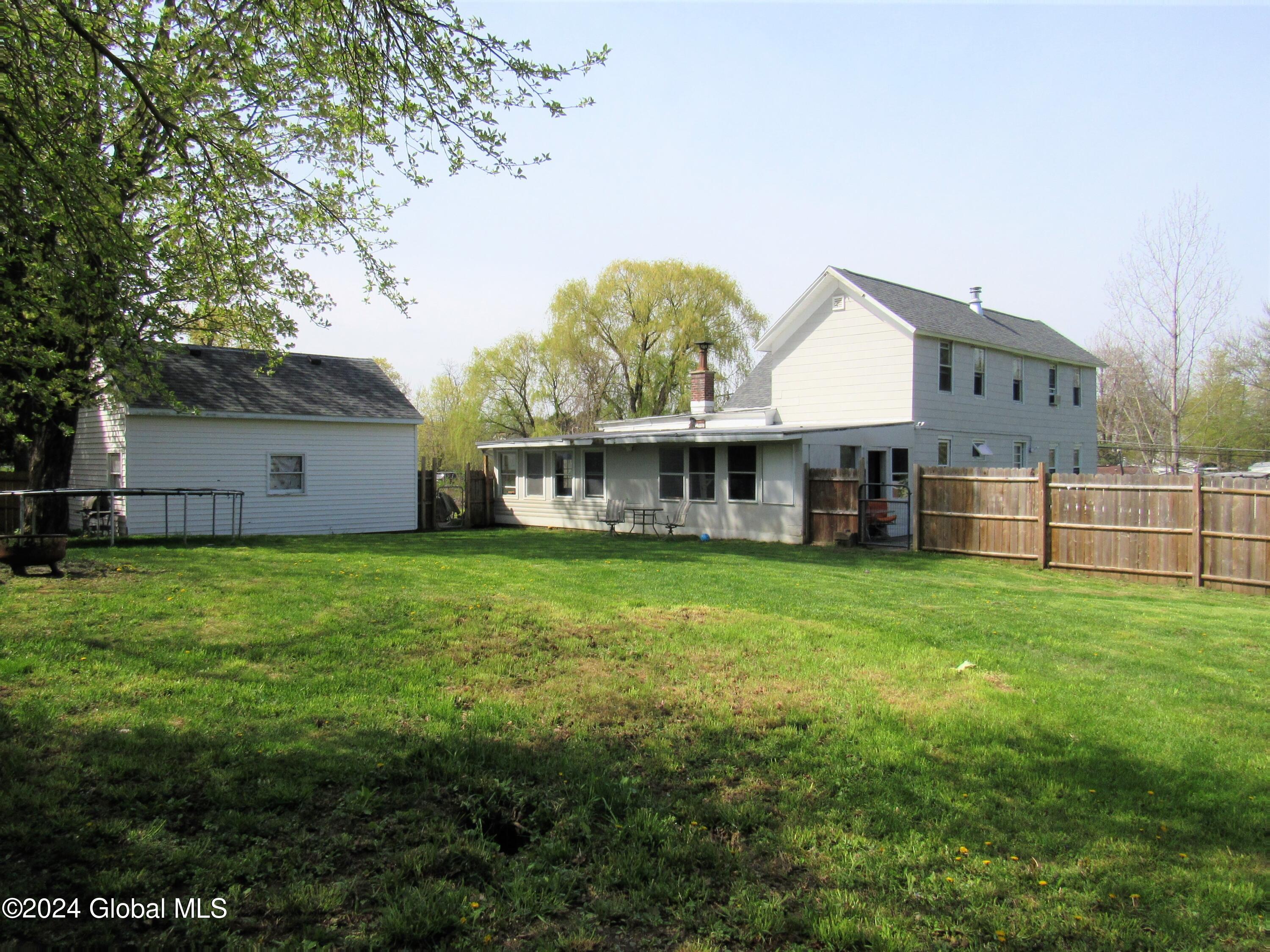 69 Hakes Road Troy, NY 12180 - Photo 31 of 34 32