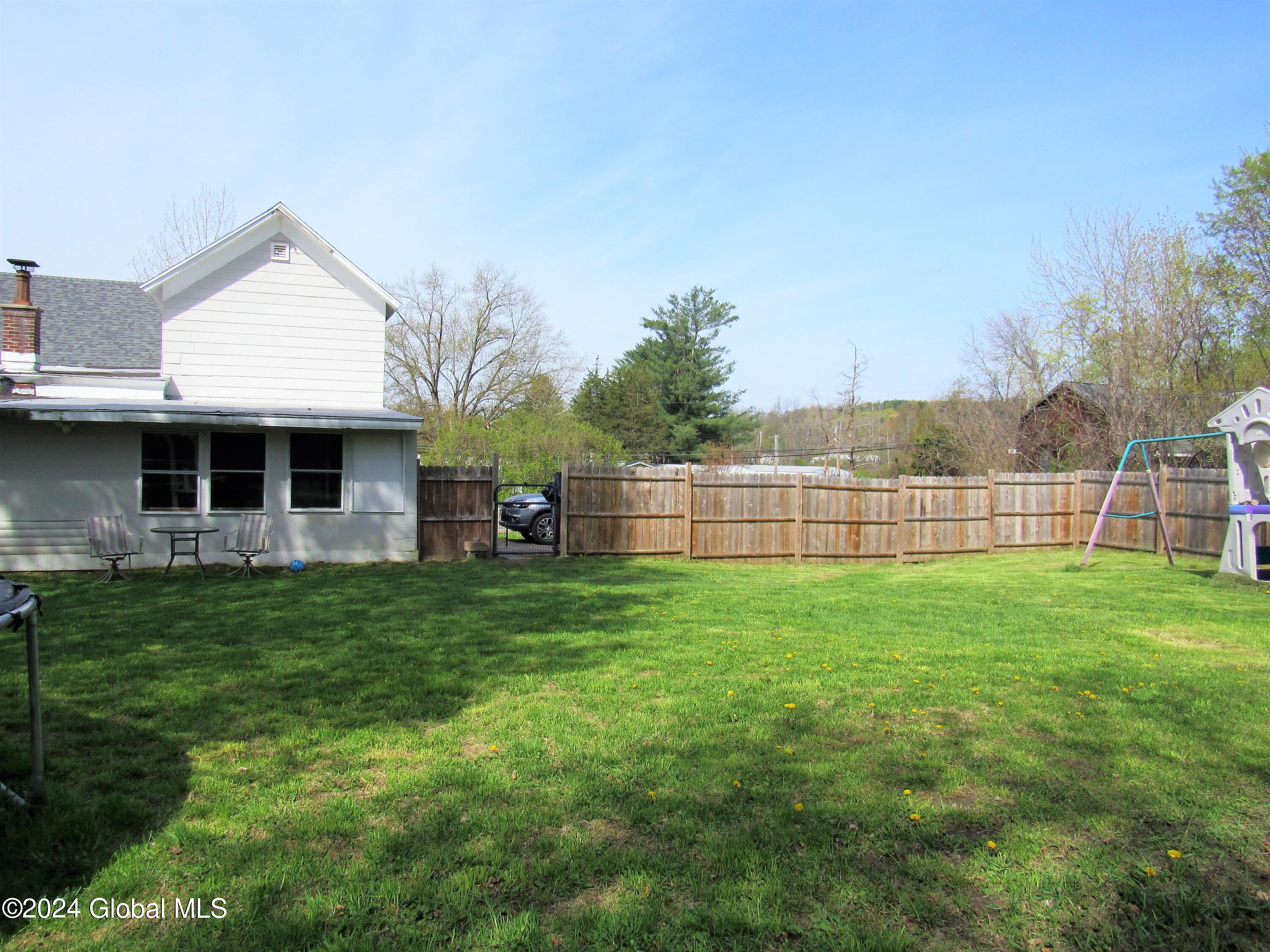 69 Hakes Road Troy, NY 12180 - Photo 32 of 34 33