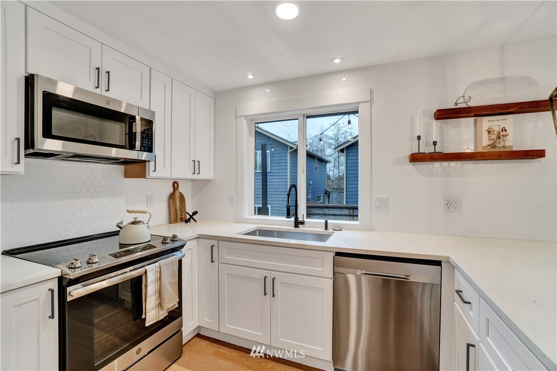 19923 Filbert Road Bothell, WA 98012 - Photo 10 of 40