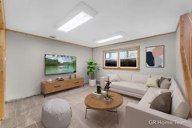 $265,000 | 7649 Main Street, Newaygo, MI 49337