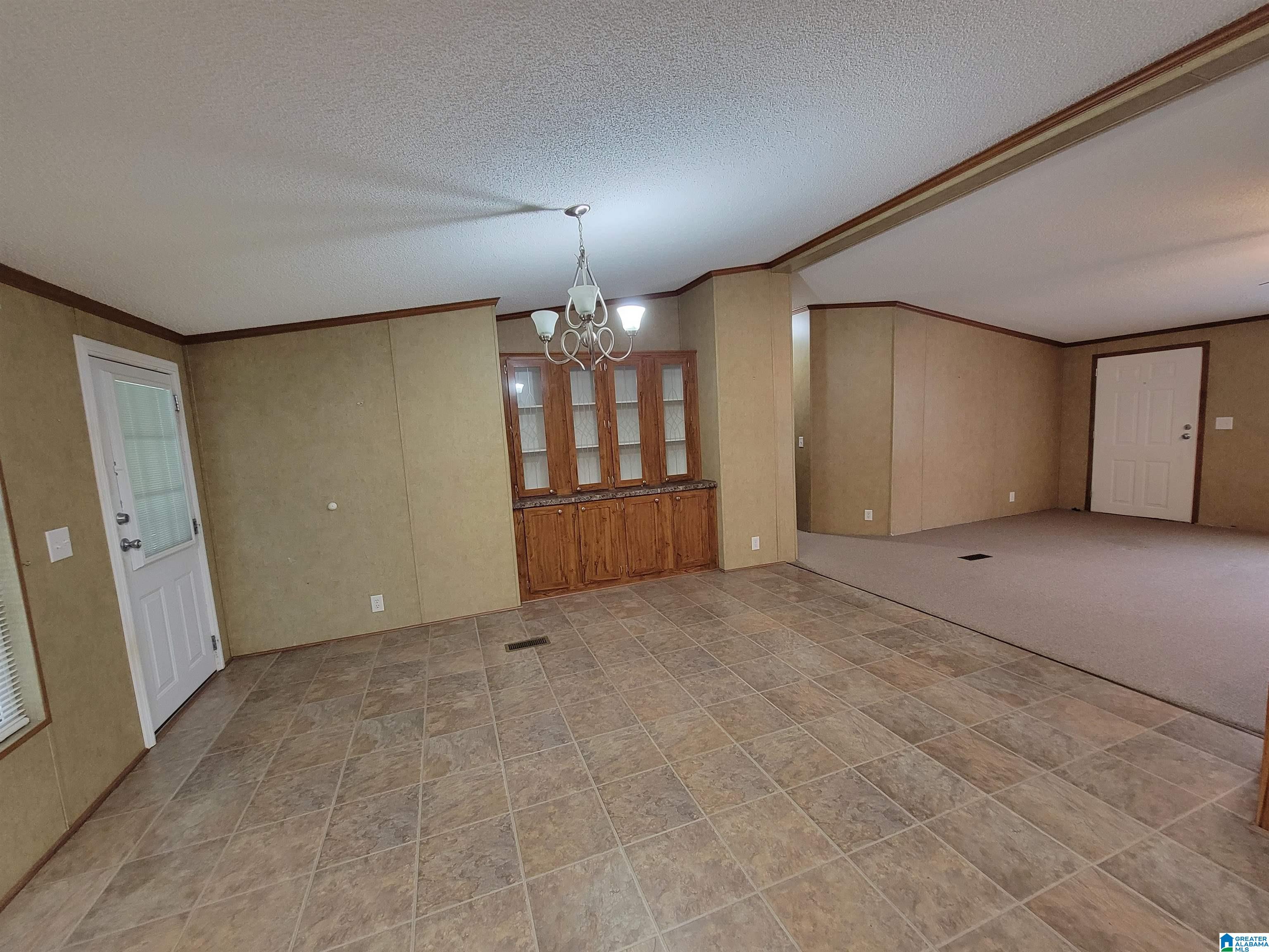 746 Rhett Circle Roanoke, AL 36274 - Photo 6 of 18