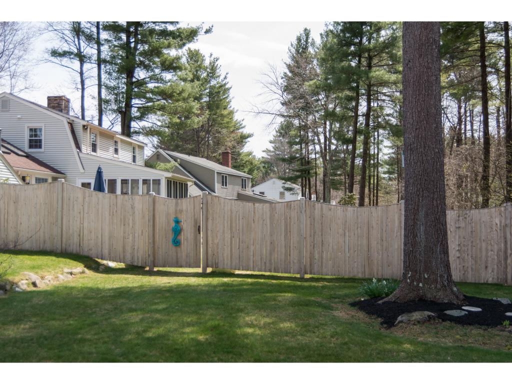 162 Exeter Road Hampton, NH 03842 - Photo 2 of 28
