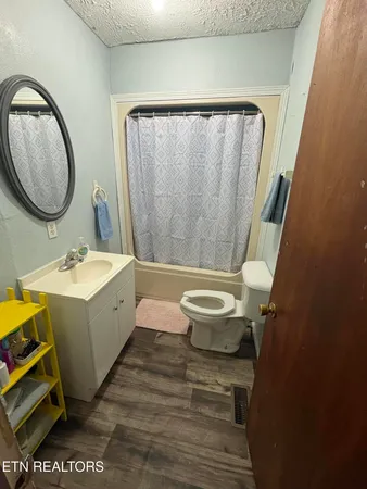 $199,900 | 1220 East Dogwood Lane, Sevierville, TN 37862