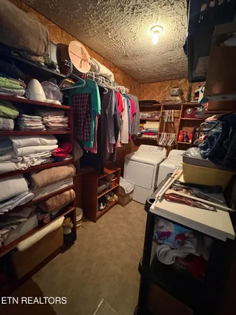 $199,900 | 1220 East Dogwood Lane, Sevierville, TN 37862