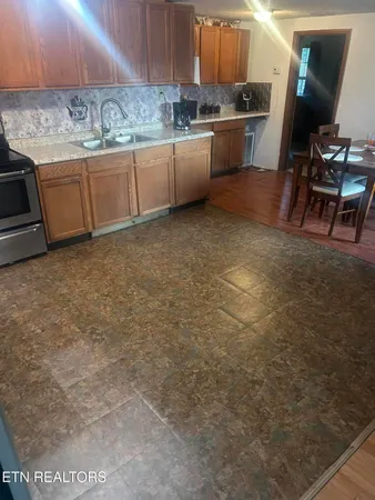 $199,900 | 1220 East Dogwood Lane, Sevierville, TN 37862