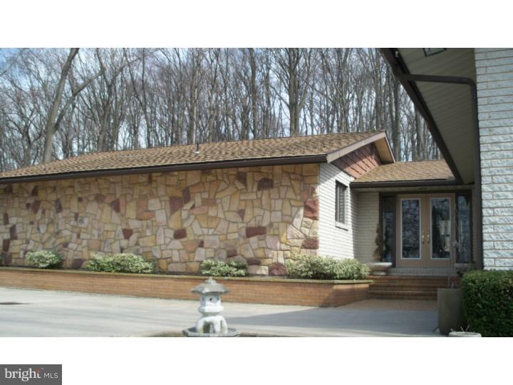 6650 Ridge Road Zionsville, PA 18092 - Photo 2 of 25 Gallery Image 2