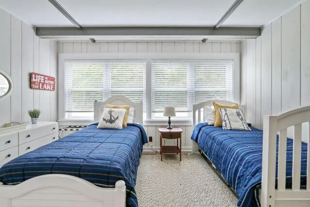 $4,000 | 3 Geneva Lane, Fontana, WI 53125