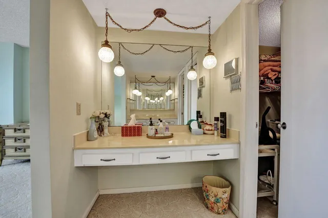 $409,900 | 301 Lake Shore Drive, Unit 809, Lake Park, FL 33403