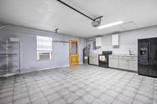 a view of that has a tree