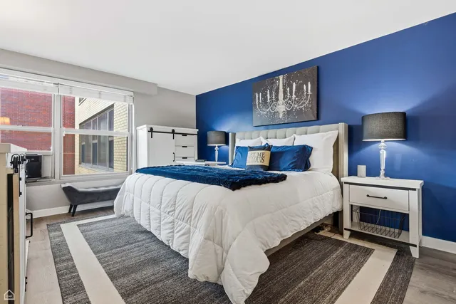 $349,900 | 2970 North Lake Shore Drive, Unit 4B, Chicago, IL 60657