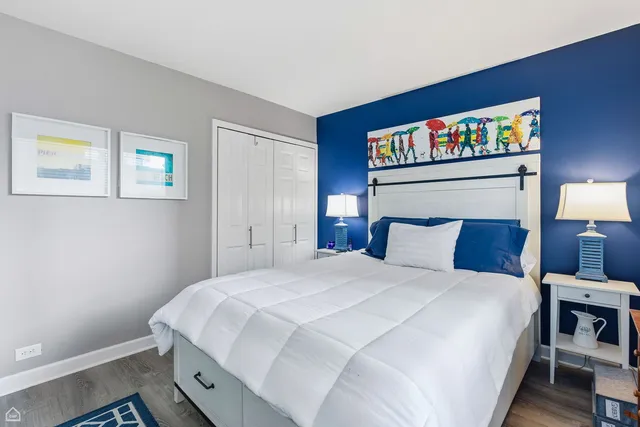 $349,900 | 2970 North Lake Shore Drive, Unit 4B, Chicago, IL 60657