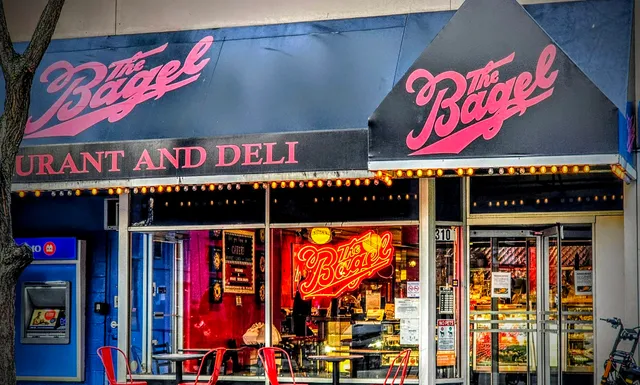 $349,900 | 2970 North Lake Shore Drive, Unit 4B, Chicago, IL 60657