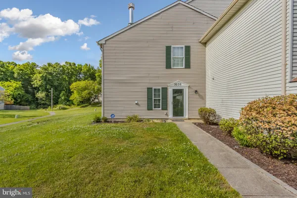 $2,495 | 3036 New Oak Lane, Bowie, MD 20716