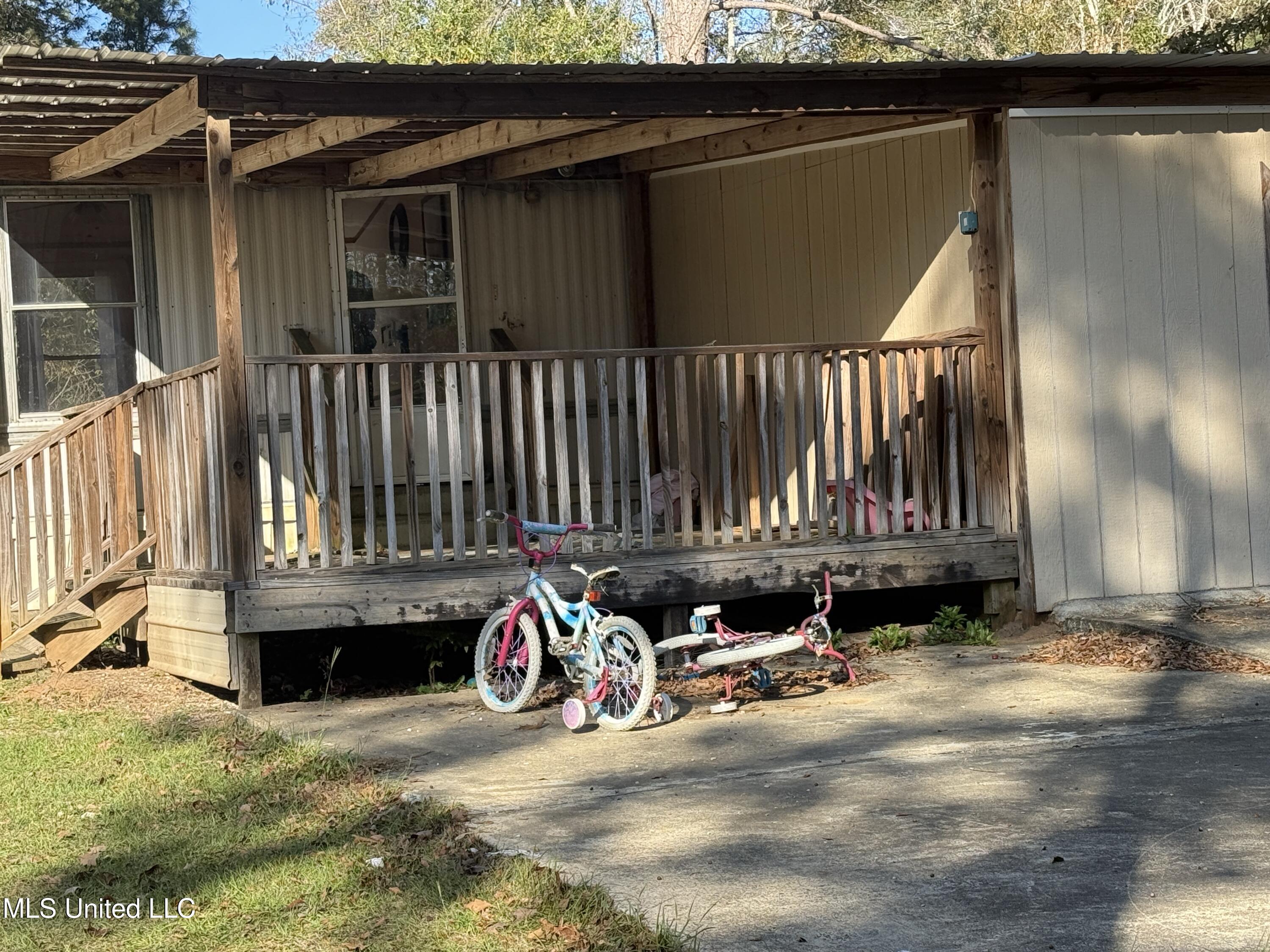 21 Mt Zion Road Prentiss, MS 39474 - Photo 2 of 11 IMG_1307