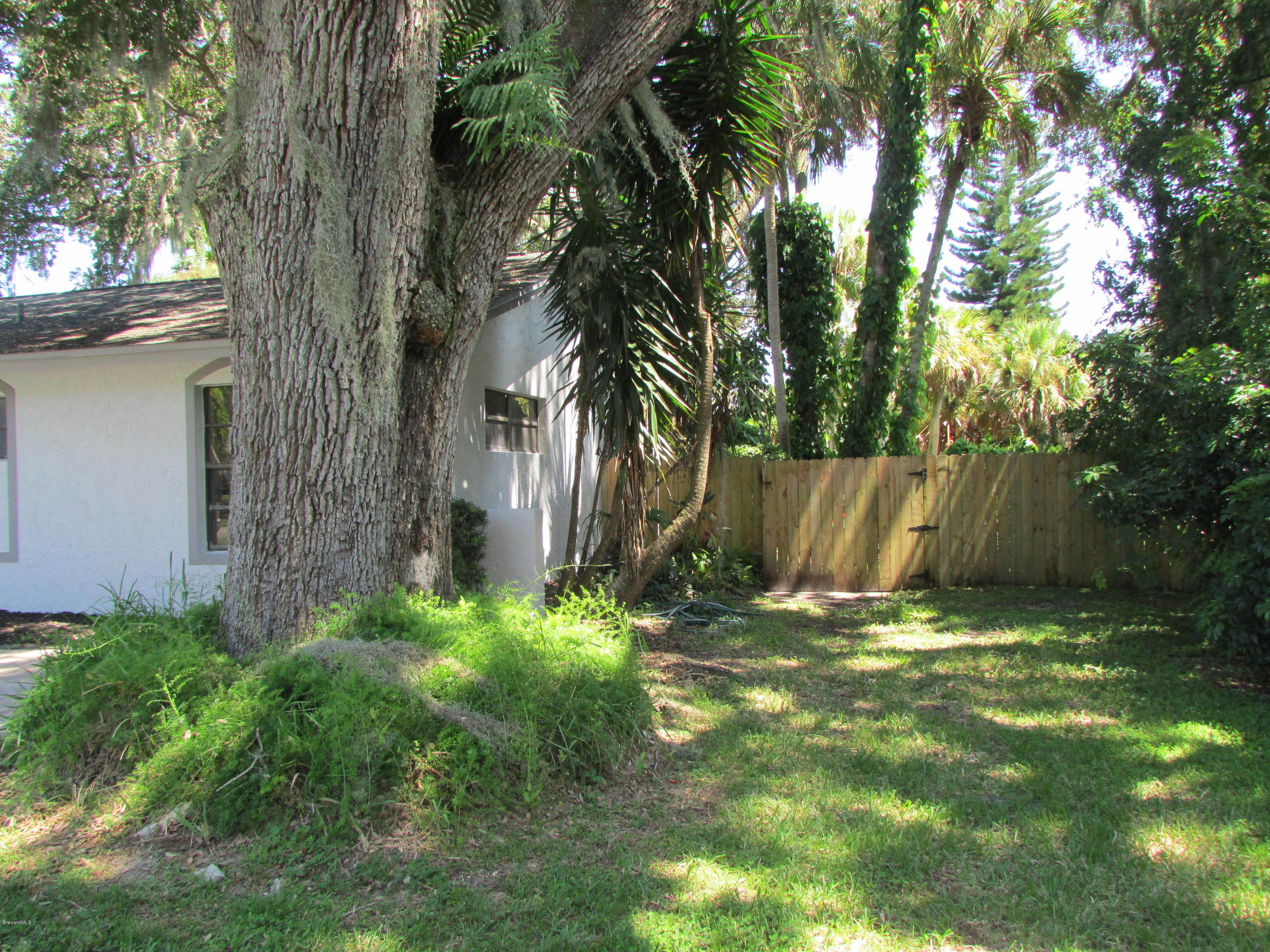 1380 Meadowbrook Road Northeast Palm Bay, FL 32905 - Photo 3 of 19 IMG_1296