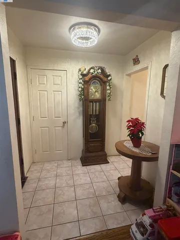 $825,000 | 963 Dillo Street, San Leandro, CA 94578