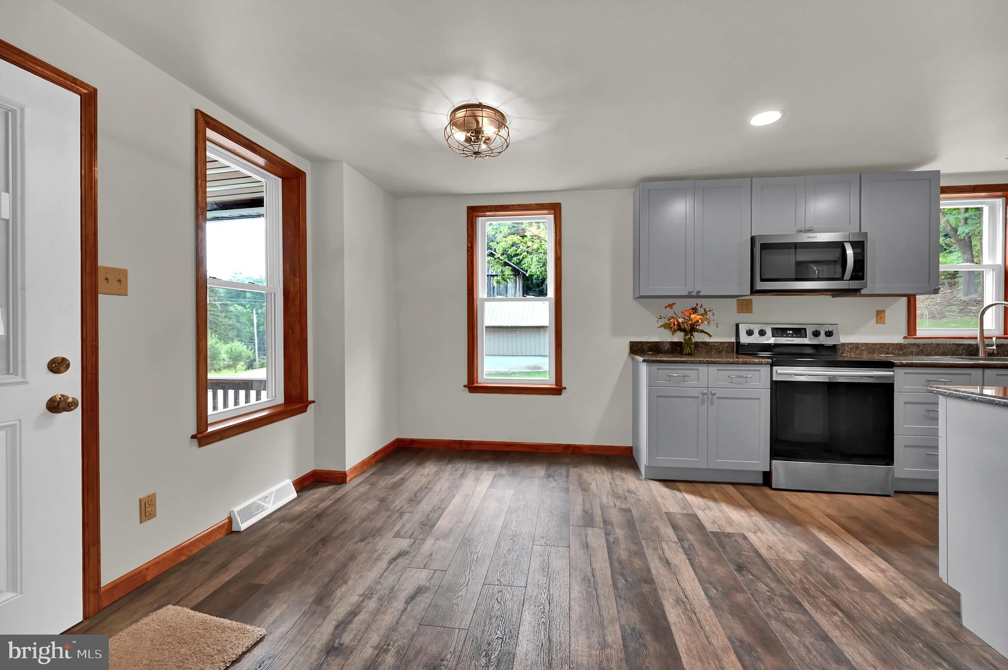 139 Hilldale Road Pequea, PA 17565 - Photo 5 of 60