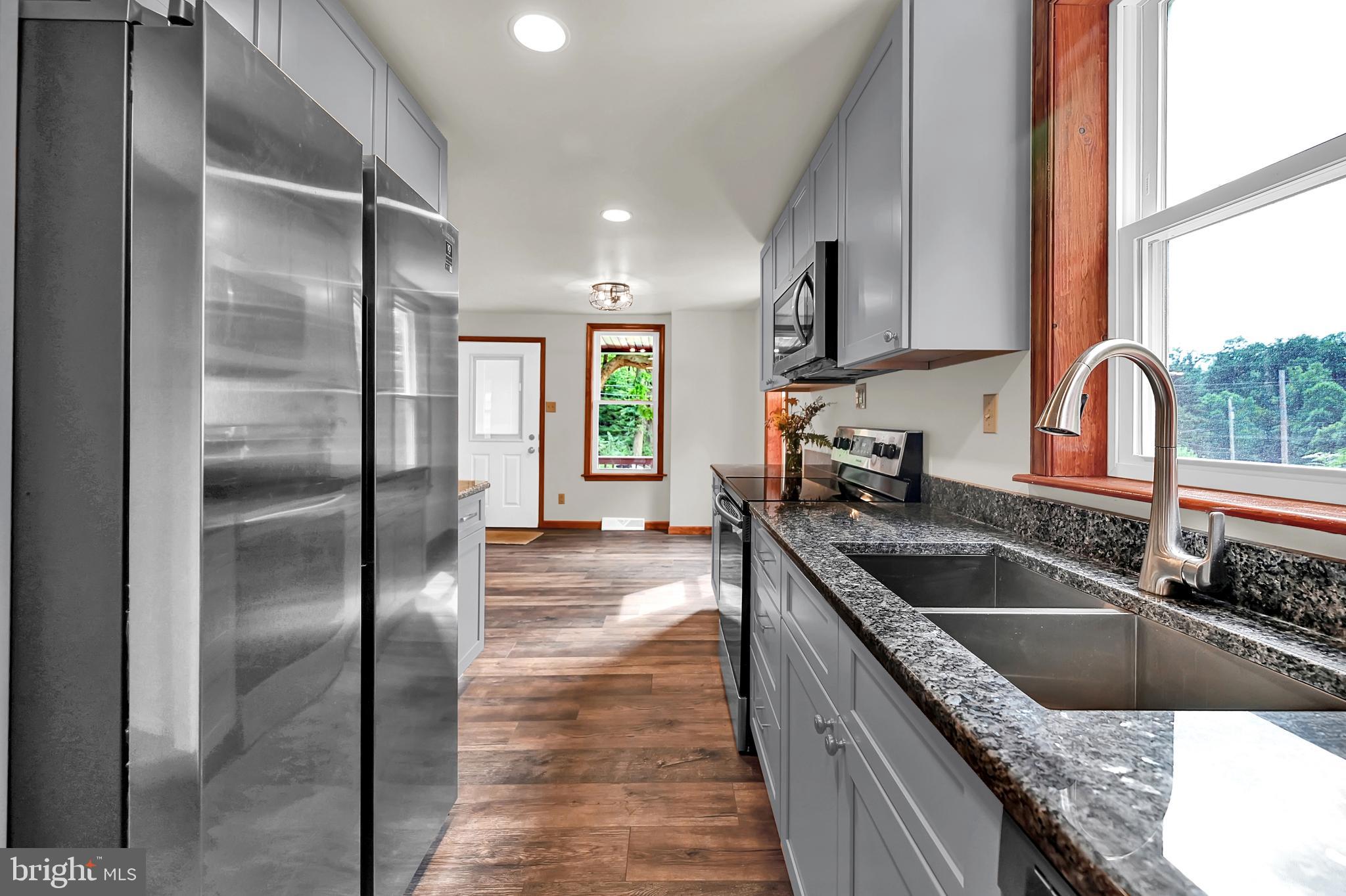 139 Hilldale Road Pequea, PA 17565 - Photo 7 of 60