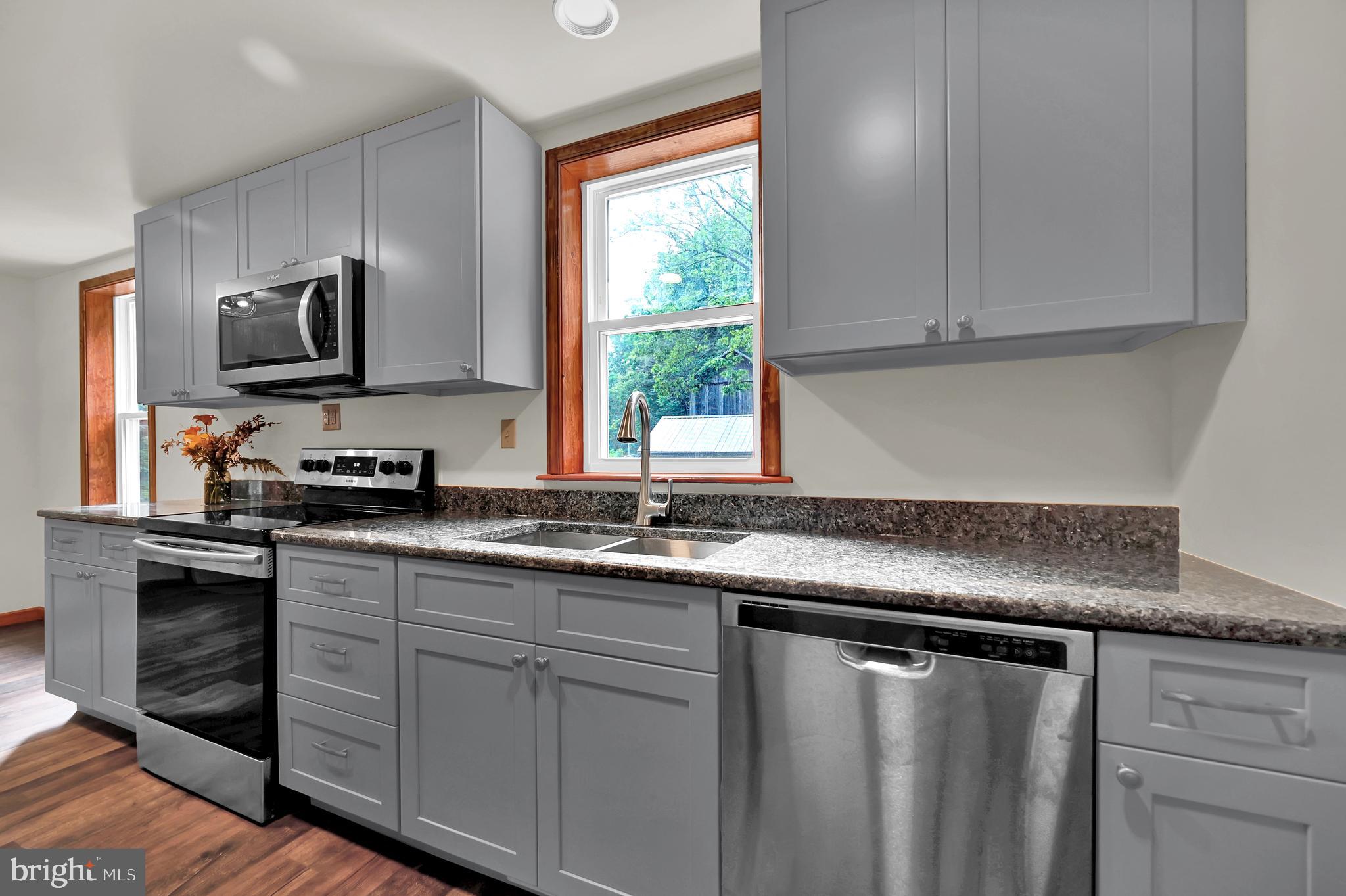 139 Hilldale Road Pequea, PA 17565 - Photo 8 of 60