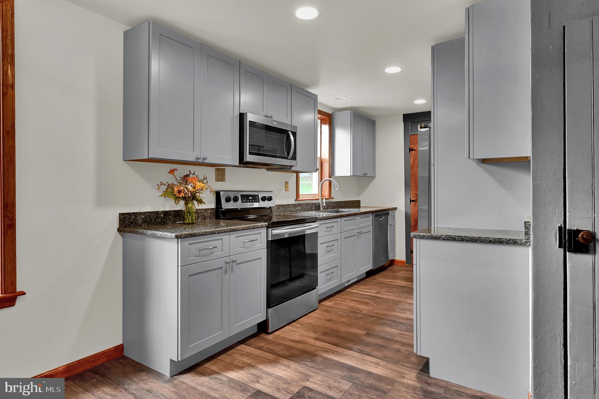 139 Hilldale Road Pequea, PA 17565 - Photo 9 of 60