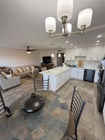 $1,900 | 2022 Newcastle B, Unit 2022, Boca Raton, FL 33434