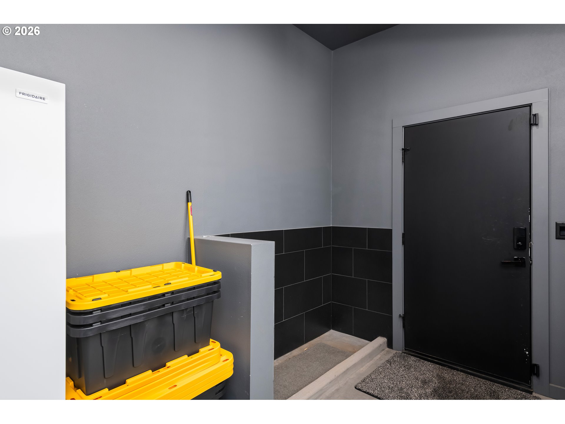 85168 Strayer Place Eugene, OR 97405 - Photo 24 of 33 a view of a swimming pool