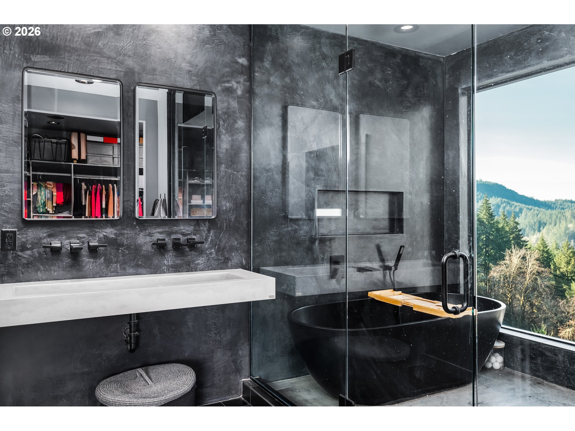 85168 Strayer Place Eugene, OR 97405 - Photo 31 of 33 a bathroom with a sink vanity and a mirror