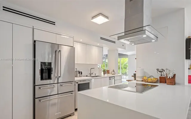 $1,600,000 | 151 Southeast 15th Road, Unit 203/201, Miami, FL 33129