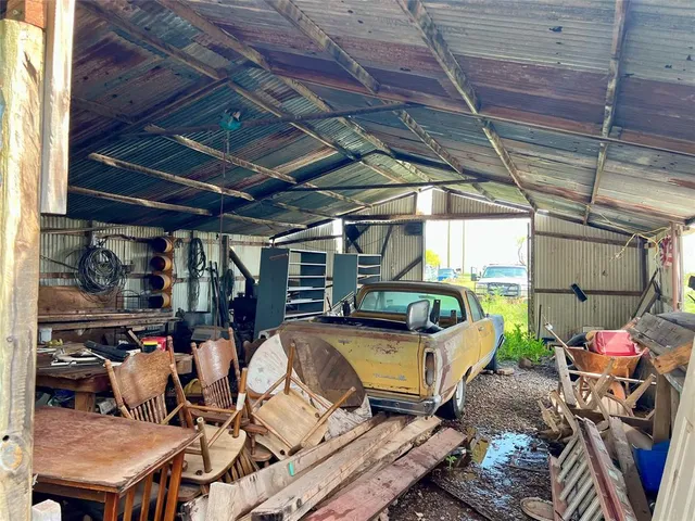 $100,000 | 258 Farm To Market Road 2224, Holliday, TX 76366