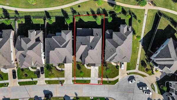 $4,000 | 2114 Colonel Flds Drive, Richmond, TX 77469