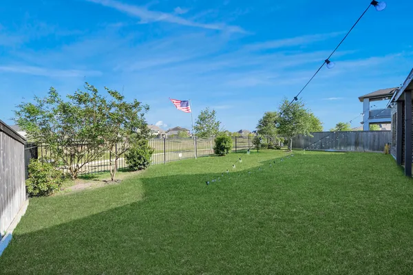 $4,000 | 2114 Colonel Flds Drive, Richmond, TX 77469