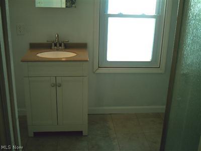4110 Wyncote Road South Euclid, OH 44121 - Photo 9 of 13
