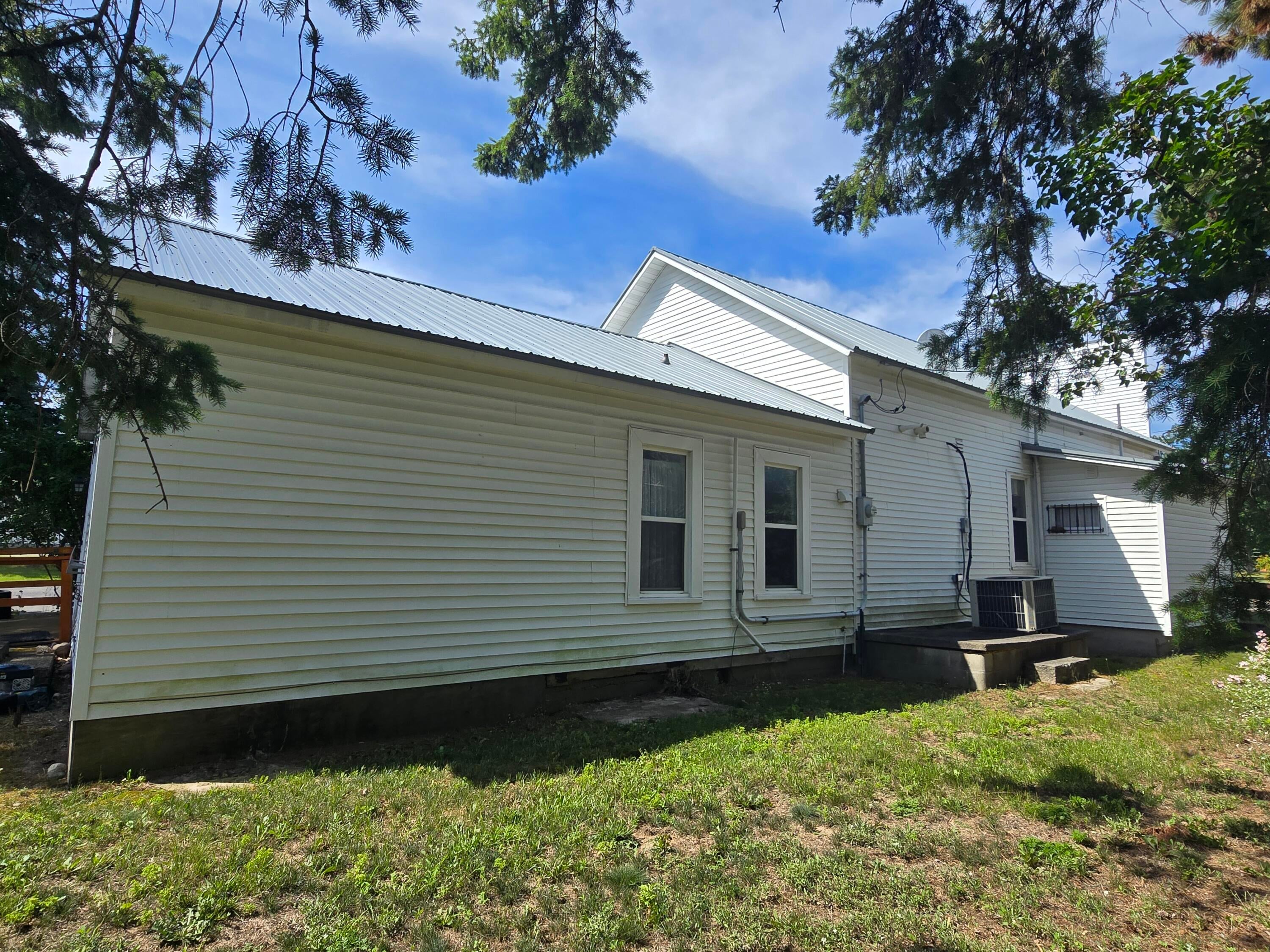 4240 North Abbe Road Comins, MI 48619 - Photo 14 of 38 20250723_111754(0)