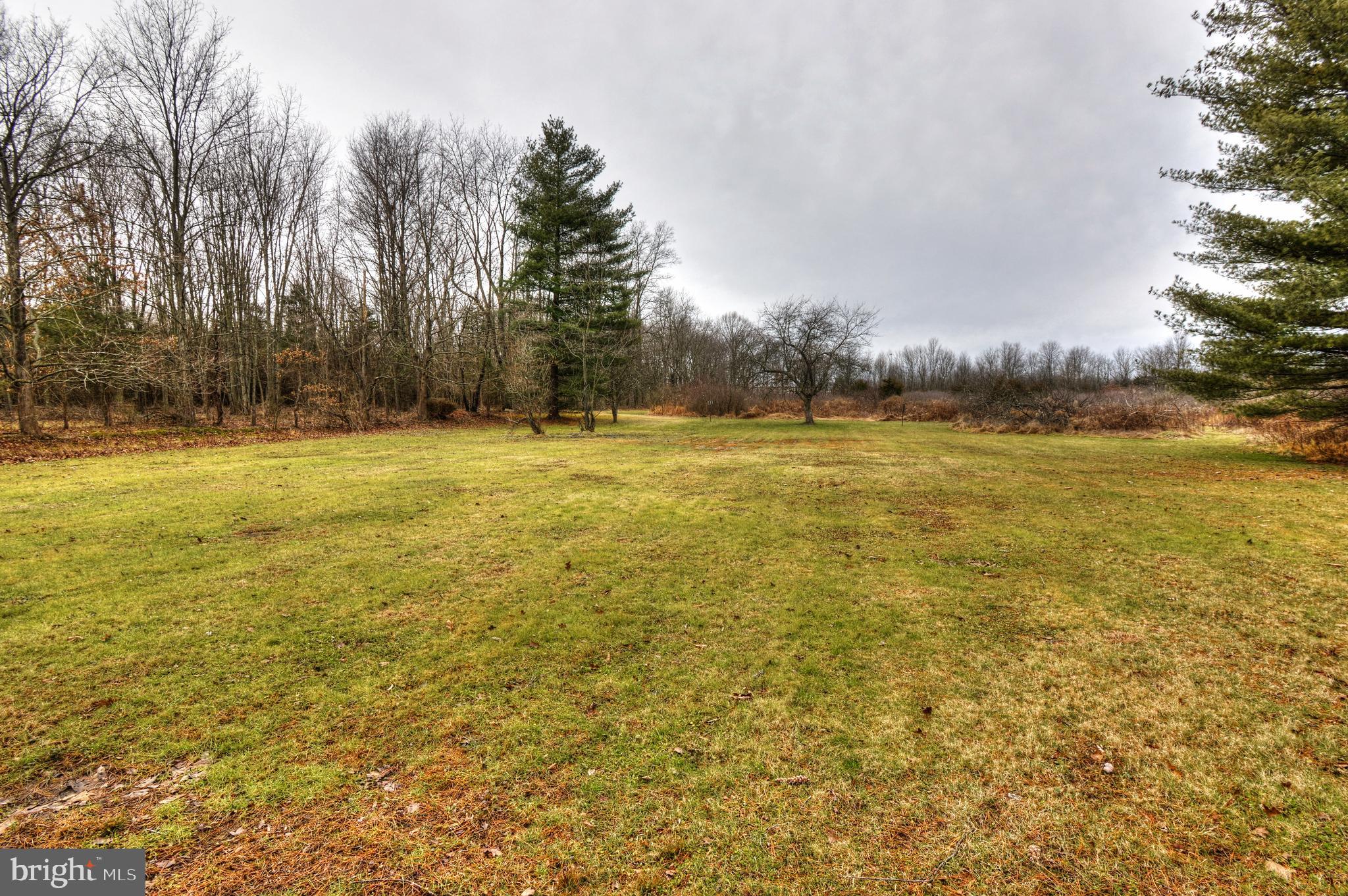 2190 Weiss Road Quakertown, PA 18951 - Photo 2 of 38 Gallery Image 2