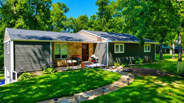 $304,900 | 65 Magnolia Lane, Vienna, IL 62995