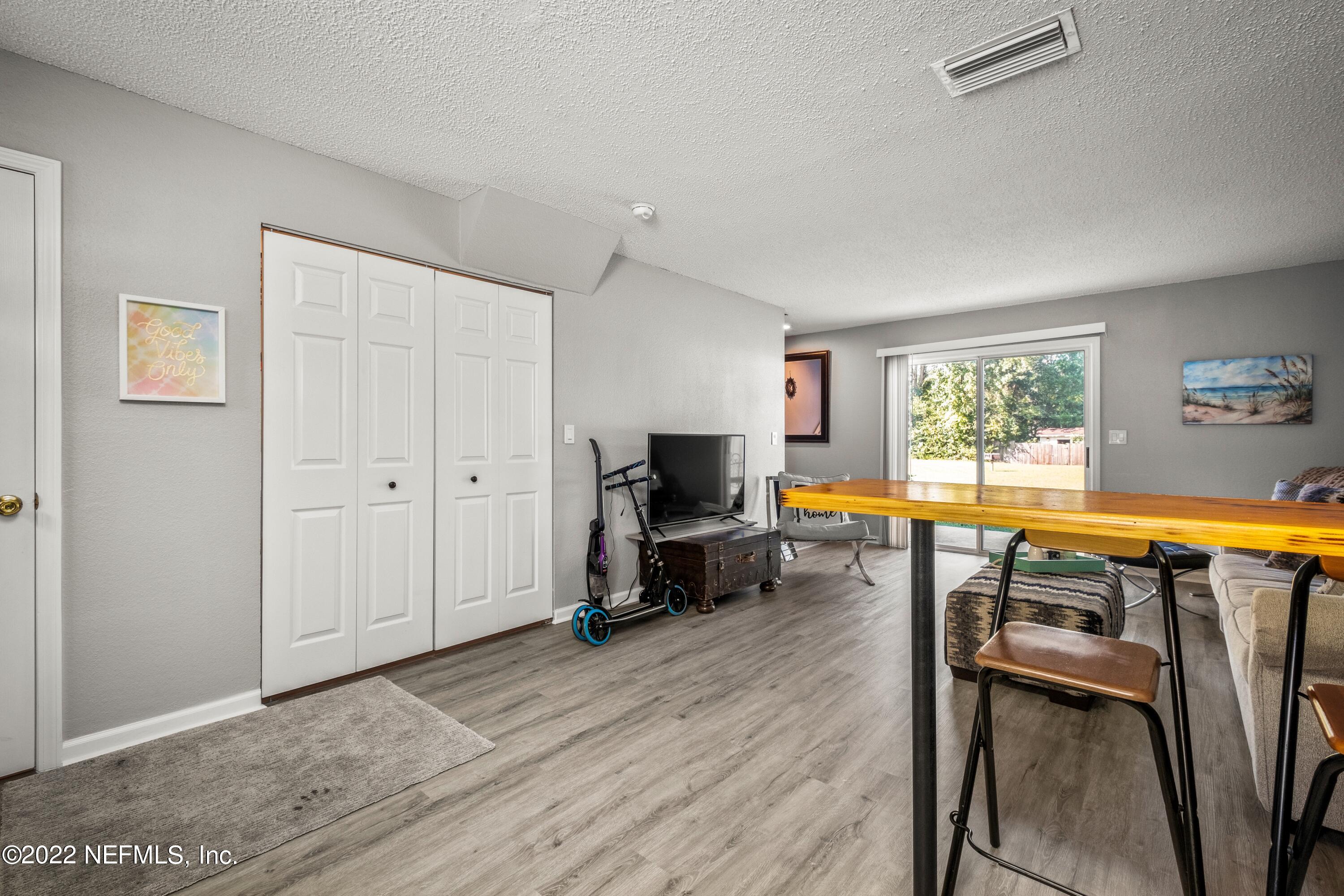 4420 Carter Road, Unit 14 St. Augustine, FL 32086 - Photo 5 of 15 Kitchen/ living