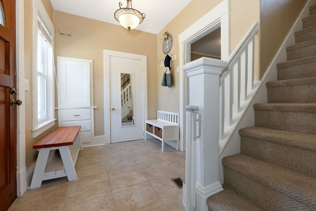 47 Whitehall Road Amesbury, MA 01913 - Photo 2 of 36