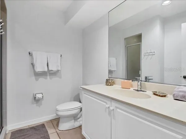 $4,200 | 3706 54th Drive West, Unit 103, Bradenton, FL 34210