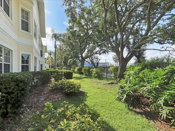 $4,200 | 3706 54th Drive West, Unit 103, Bradenton, FL 34210