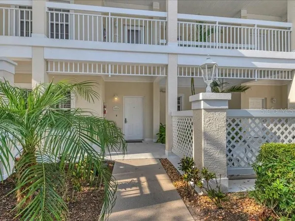 $4,200 | 3706 54th Drive West, Unit 103, Bradenton, FL 34210