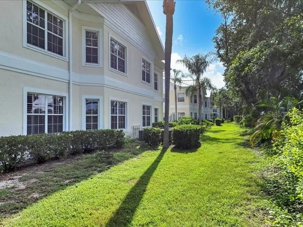 $4,200 | 3706 54th Drive West, Unit 103, Bradenton, FL 34210