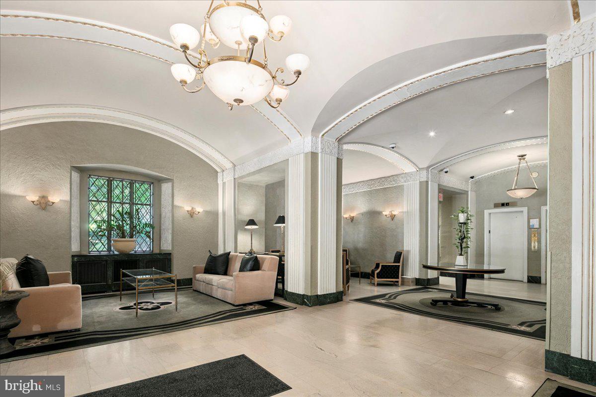 2032 Belmont Road Northwest, Unit 312 Washington, DC 20009 - Photo 13 of 40