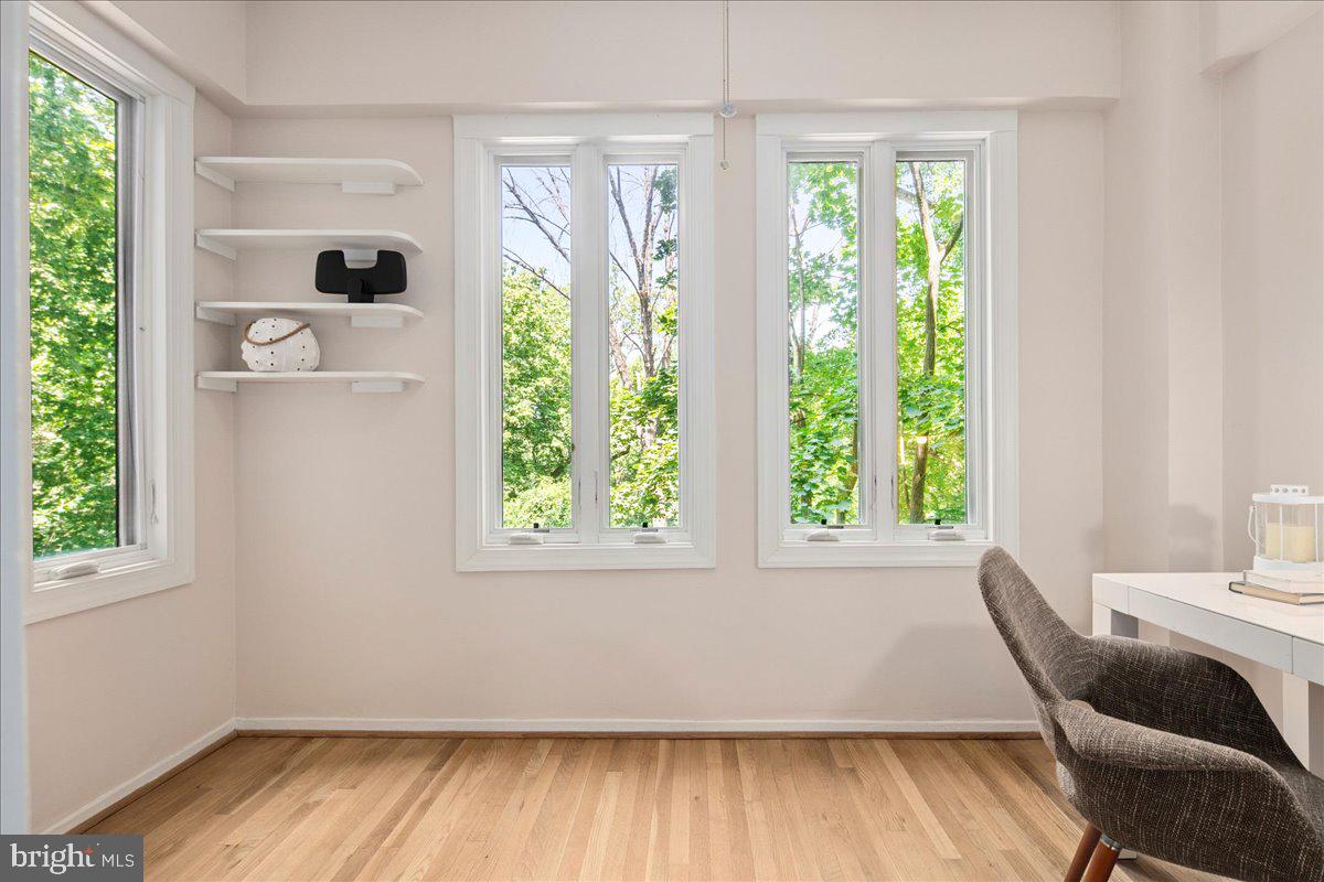 2032 Belmont Road Northwest, Unit 312 Washington, DC 20009 - Photo 30 of 40