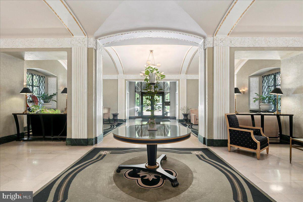 2032 Belmont Road Northwest, Unit 312 Washington, DC 20009 - Photo 3 of 40